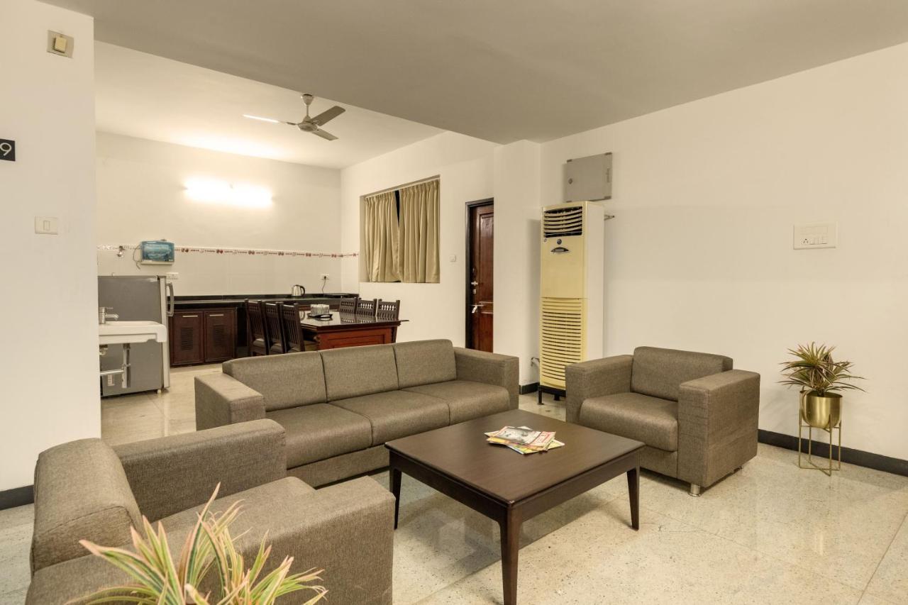 Hotel Paramount Suites & Service Apartments 망갈로르 외부 사진